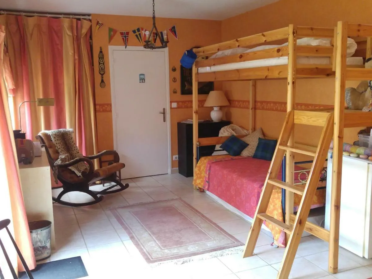 Le Relais De Montchat Lyon 0*,